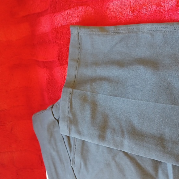 Croft & Barrow Ladie's Woven Pant - Picture 4 of 11